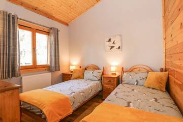 Log Cabin for 8 People in Tattershall, Lincolnshire, Photo 1