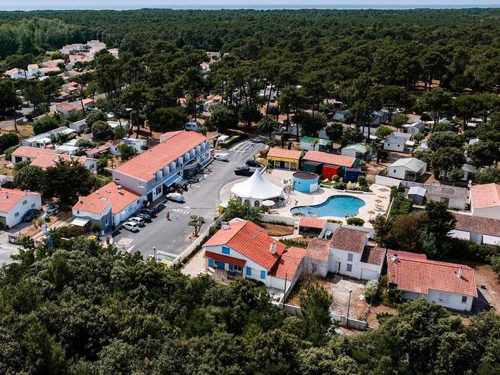 Gîte pour 4 personnes, avec Jacuzzi et Sauna