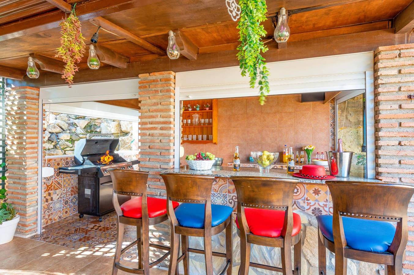 Villa Casa Jaska by Villa Plus in Urbanizacion Calahonda, Mijas