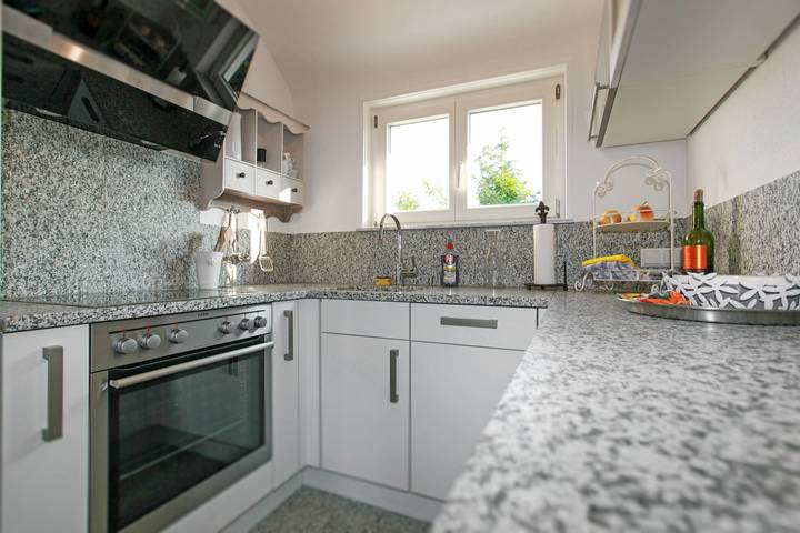 Ganze Ferienwohnung, Haus See- und Säntisblick "Og" in Friedrichshafen, Region Bodensee-Oberschwaben