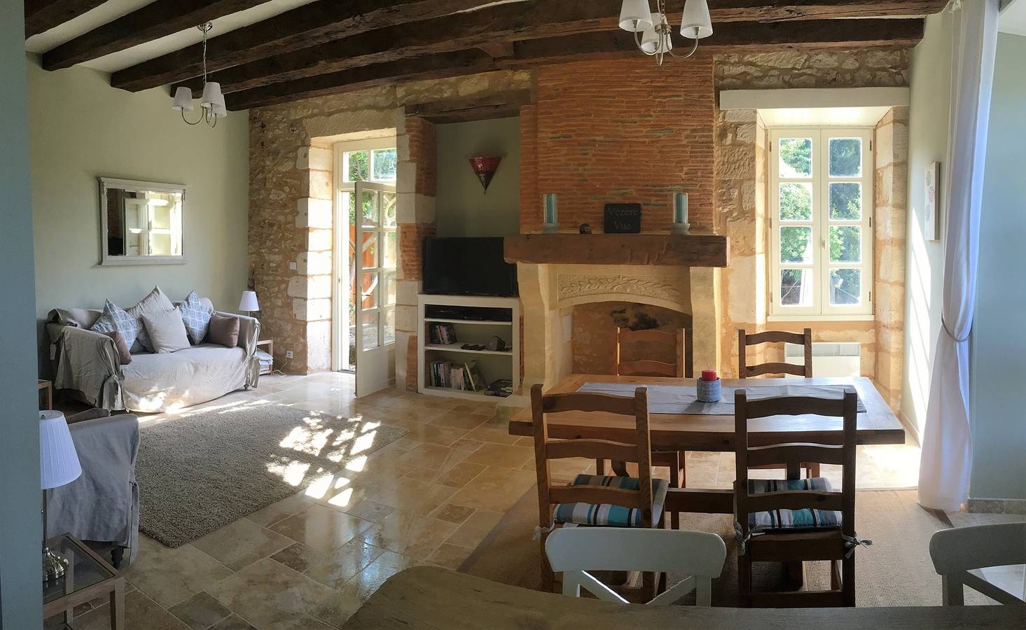 Vézère Vue in Le Bugue, Périgord Noir