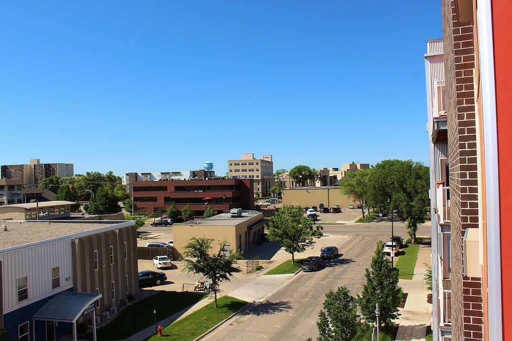Ganze Wohnung, Downtown Charmer-2 Bett / 2 Bad in Fargo, North Dakota