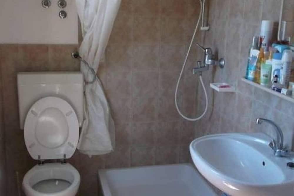 Ferienhaus in Kukljica mit Meerblick, Terrasse, Klimaanlage, W-Lan (4572-1) in Kukljica, Insel Ugljan