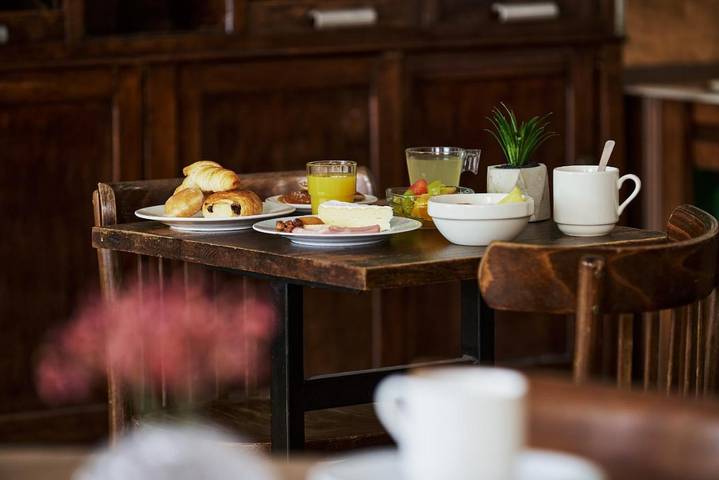 Hôtel pour 4 personnes, animaux acceptés dans Office De Tourisme Et Des Congres De Marseille - 4