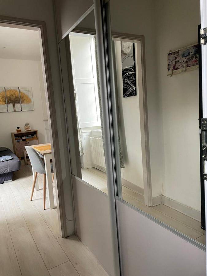 Appartement entier, Charmant appartement T2 plein centre ville in Saint-Brieuc, Côte de Goëlo