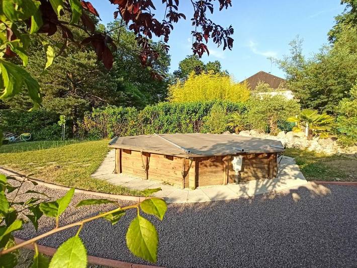 Gîte pour 4 personnes, avec Terrasse ainsi que Jardin et Piscine à Veigné - 4