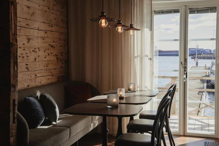 Hotel für 2 Personen, mit Terrasse und Seeblick sowie Sauna und Ausblick, mit Haustier - 1