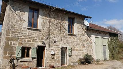 Gîte pour 6 personnes, avec jardin et terrasse à Nedde