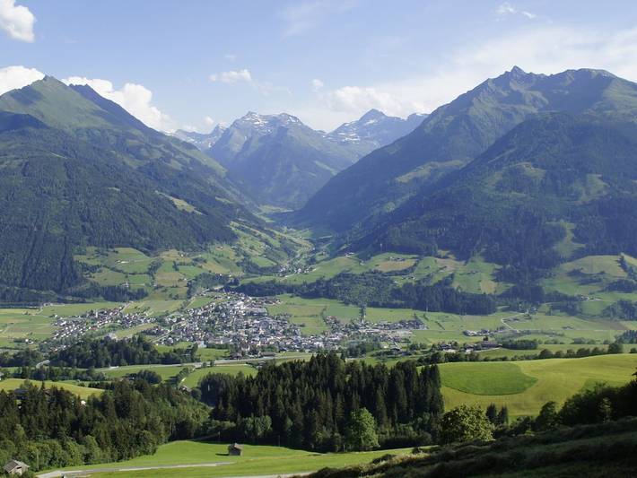 Ferienhaus für 8 Personen, mit Garten und Balkon