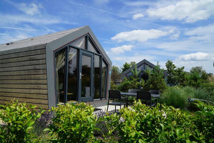 Vakantiehuis voor 4 personen, with Balkon/Terras and Terras as well as Tuin in Nijkerk