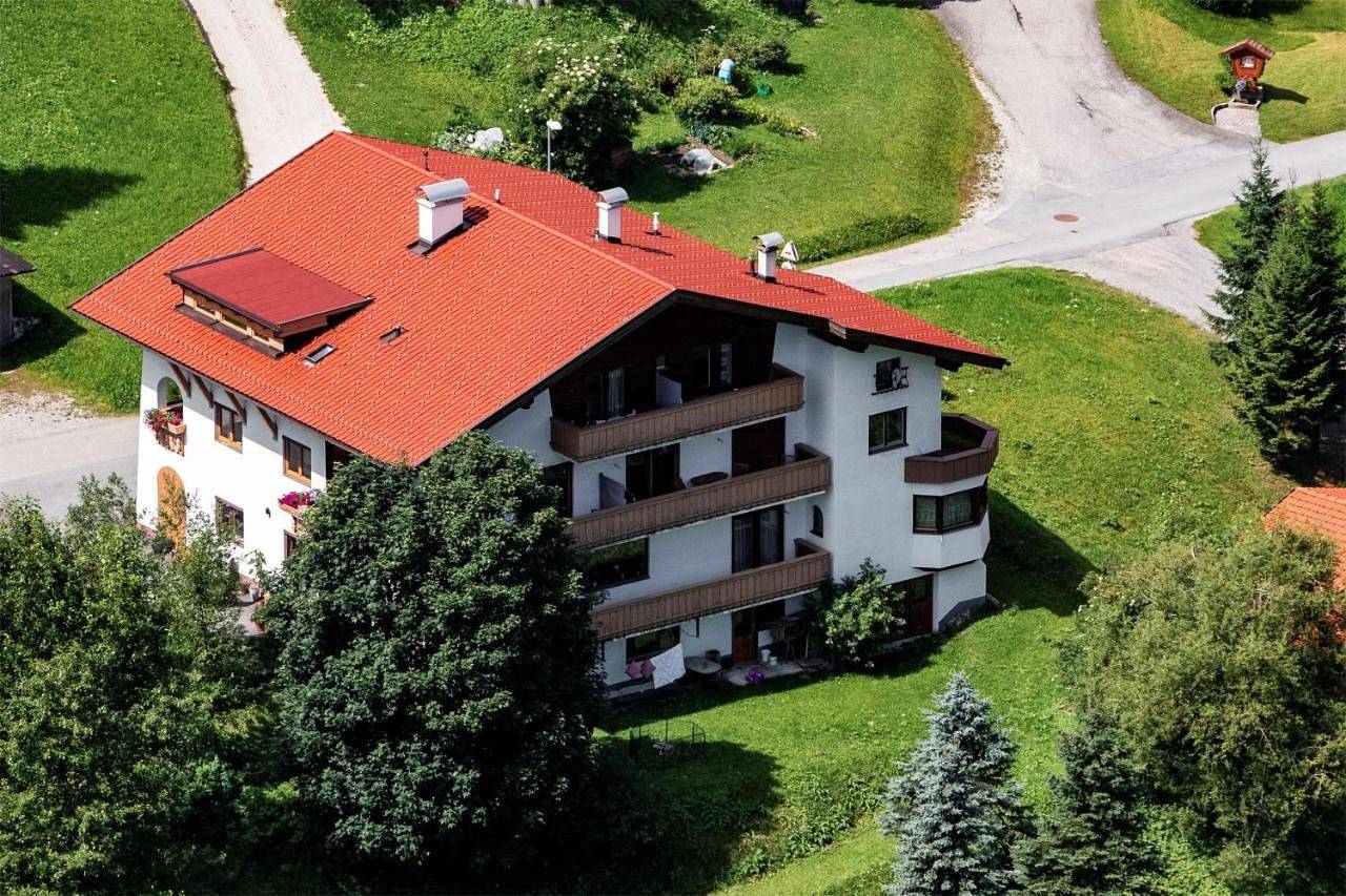 Geheel appartement, Haus Schöne Aussicht in Lechtal Alps, Berwang