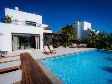 Villa in Santa Eulària des Riu, Ibiza Osten für 6 
