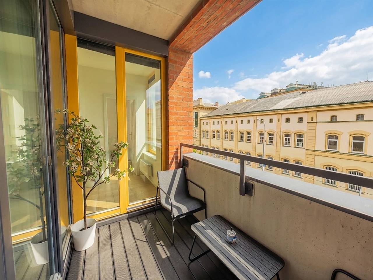 Ganze Wohnung, Nový Smíchov in Smíchov, Prag