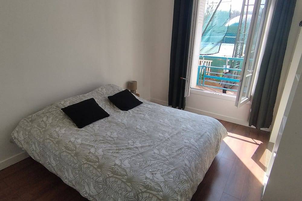 Appartement entier, Appartement moderne avec cour extérieure F3 59m2 Villemomble in Villemomble, Seine-Saint-Denis
