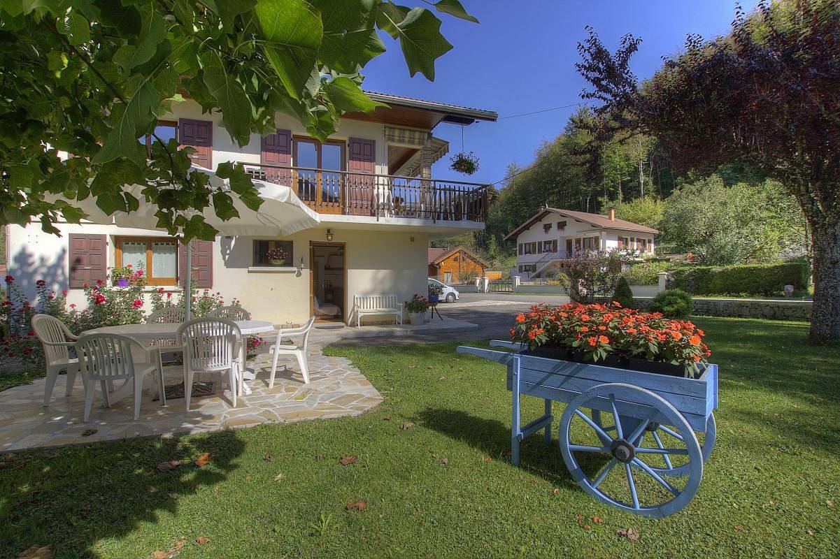 Sous les Moulins in Chézery-Forens, Parc naturel régional du Haut-Jura