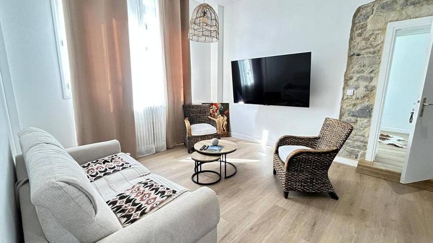 Gîte pour 4 personnes, avec vue à Domfront - 2