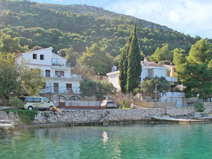 Ferienwohnung für 6 Personen, mit Balkon und Terrasse in Grad Šibenik - 2