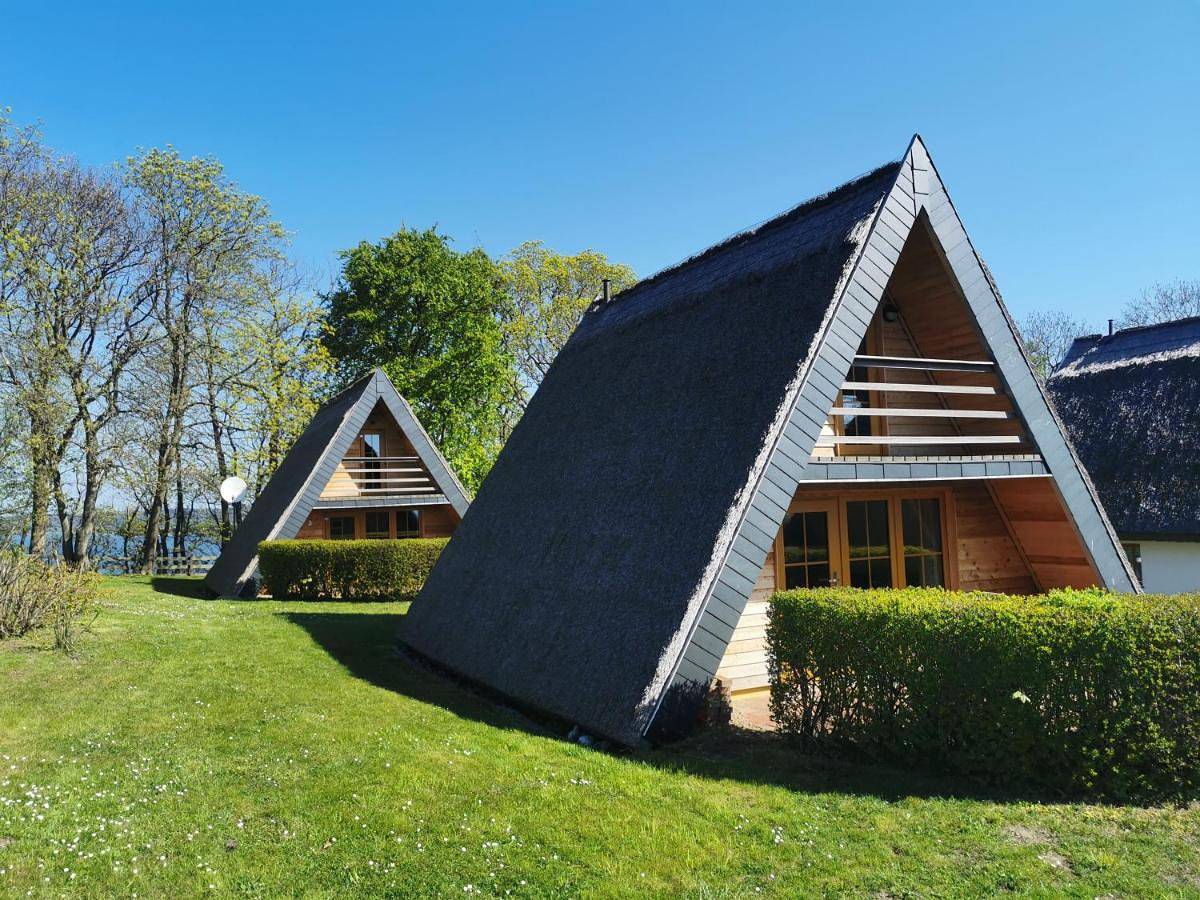 Reetdach Ferienhäuser in Alt Reddevitz, Mönchgut