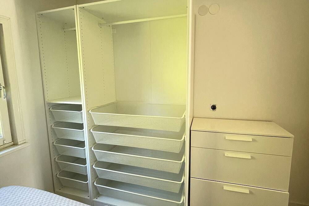 Sommarstigen 1 - Modern & Sjönära Stuga med Privat Bastu in Södertälje, Swedish Baltic Sea