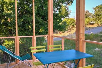 Gîte pour 4 personnes, avec balcon et jardin en Ardèche
