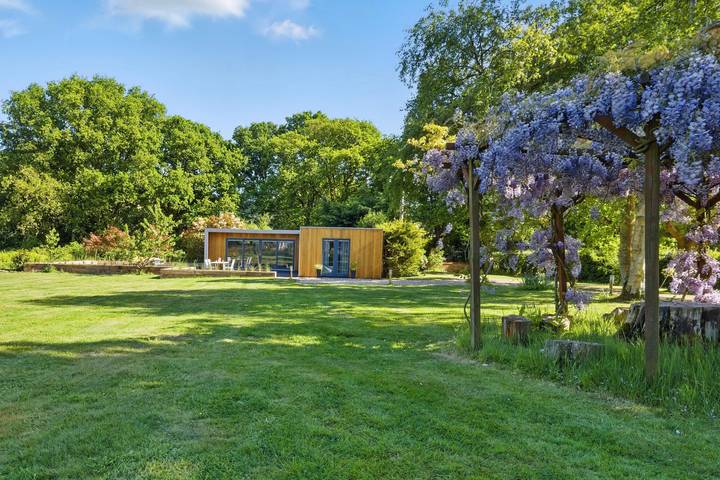 Holiday letting for 2 people, with Terrace and Garden in Canterbury