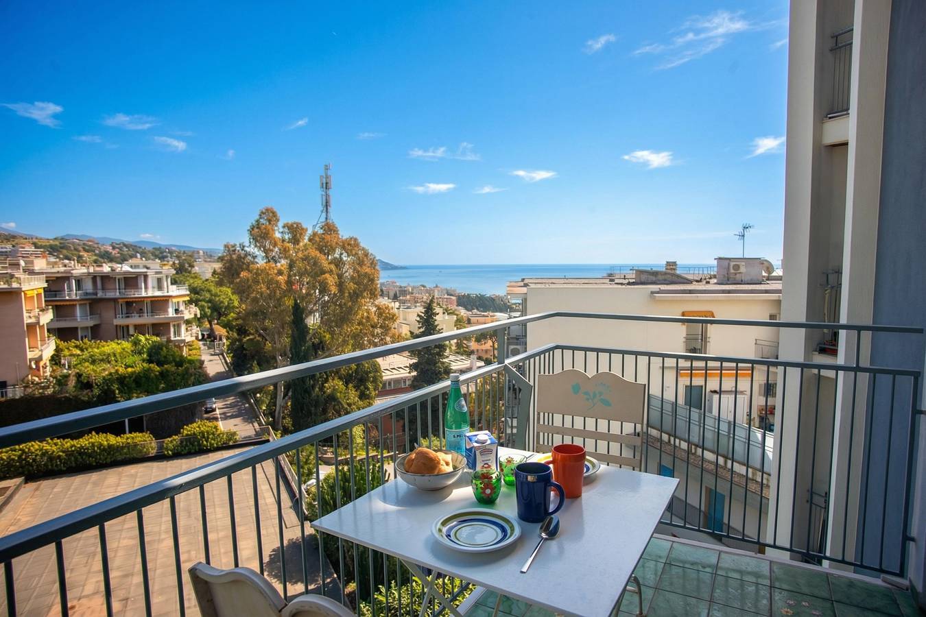 Ganze Wohnung, Bilocale Vista Mare con Piscina in San Remo, Sanremo Gemeinde