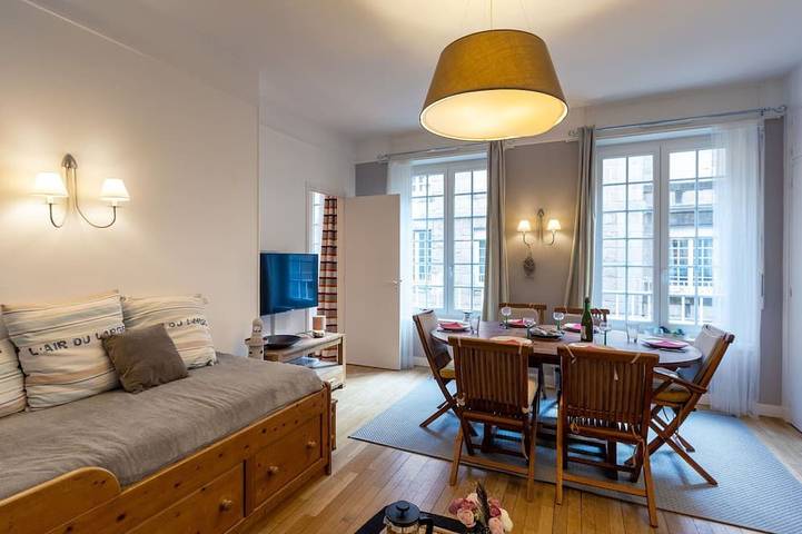 Gîte pour 6 personnes, avec balcon dans Office de Tourisme de Saint Malo