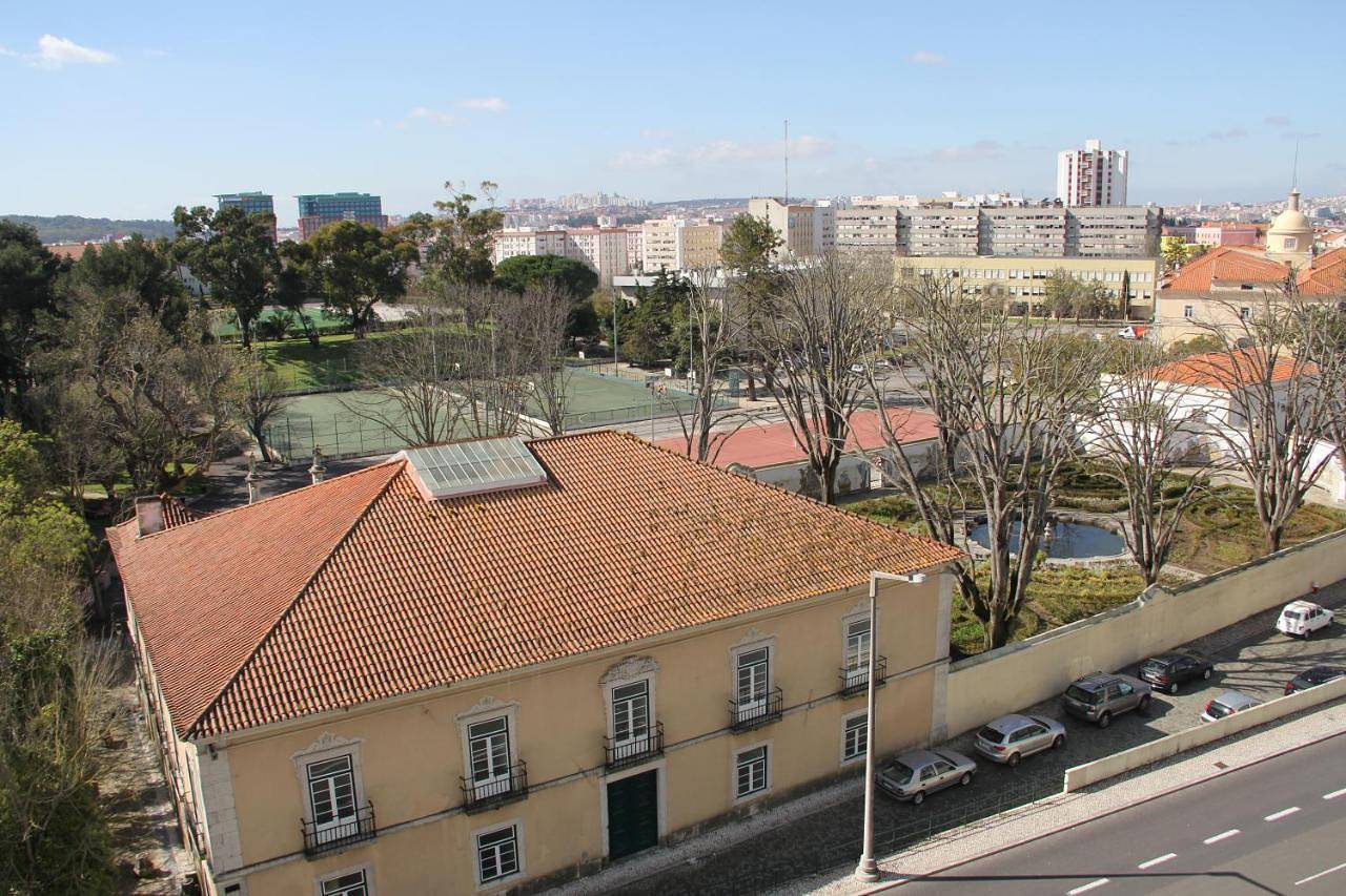 Apartamento entero, Two-Bedroom Apartment in Carnide, Costa de Lisboa