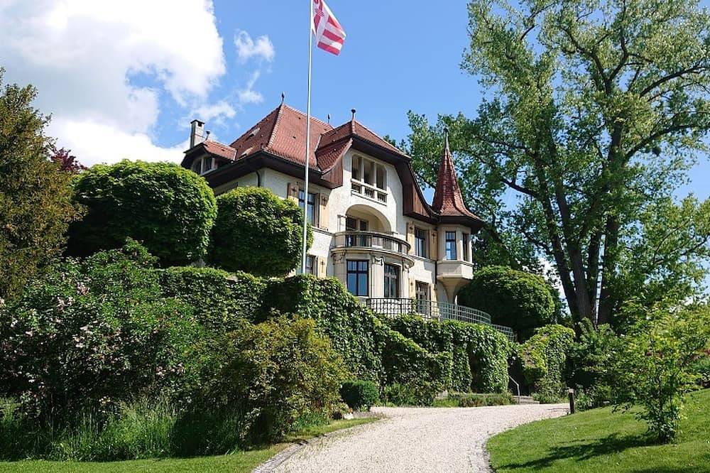 Ganze Wohnung, Villa Vorbourg 15 in Delémont, Kanton Jura