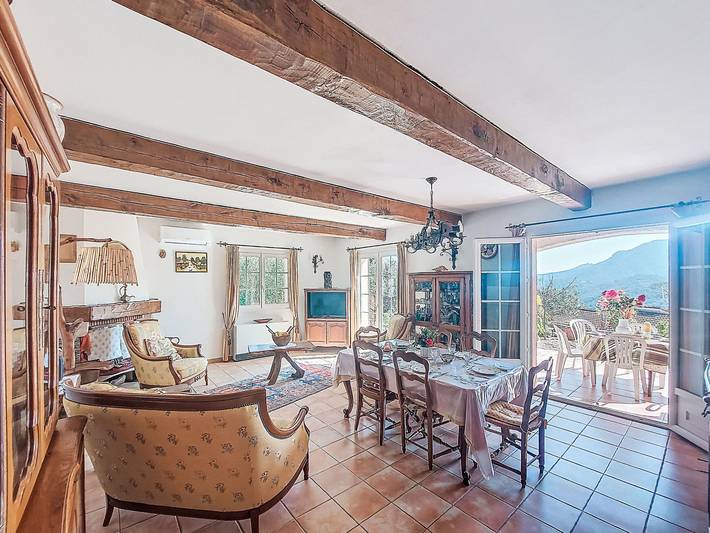 Location de vacances pour 5 personnes, avec terrasse et jardin à Les Adrets-de-l'Estérel - 4