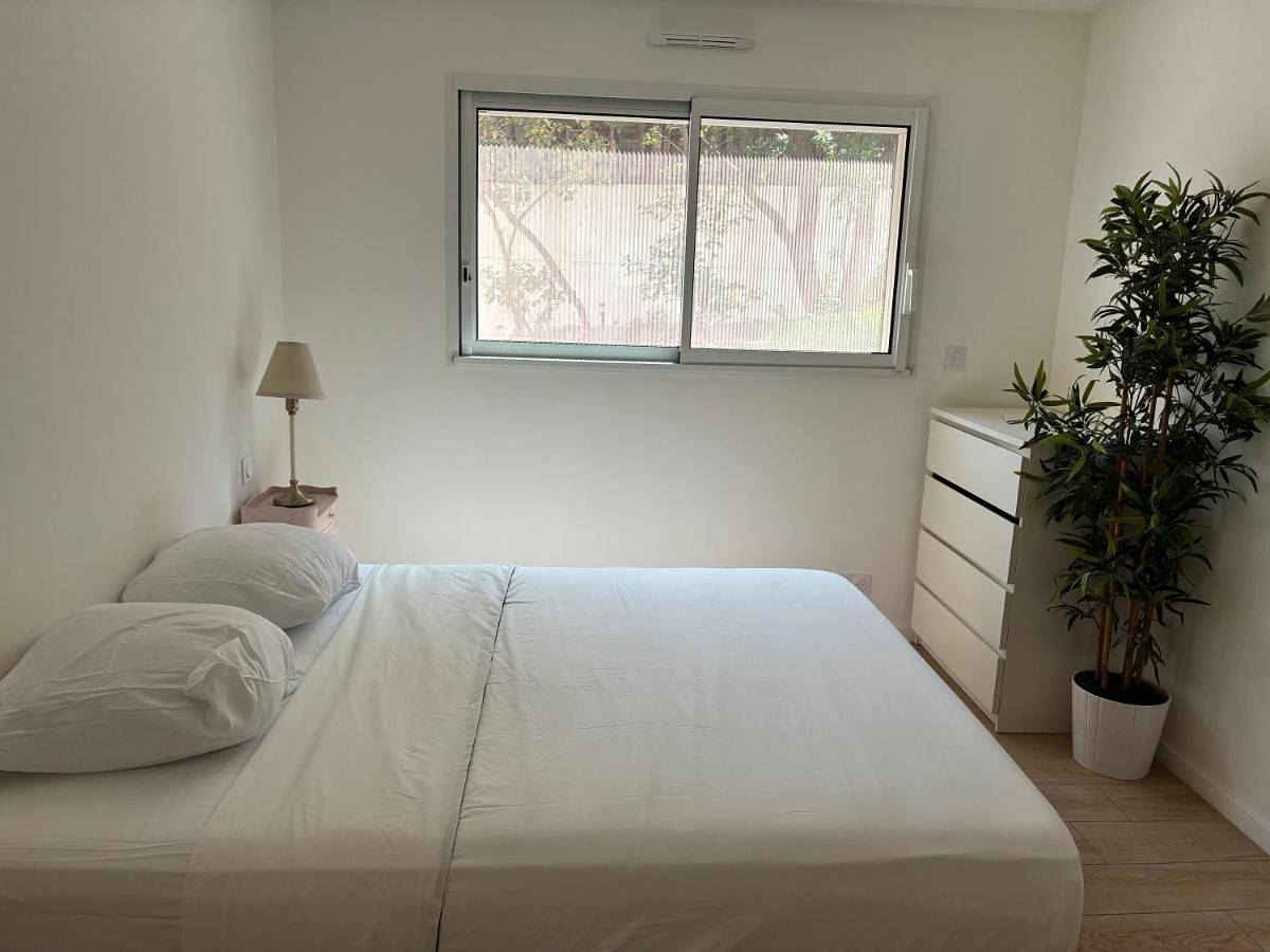 Two-Bedroom Villa in Le Pradet, Côte méditerranéenne (France)