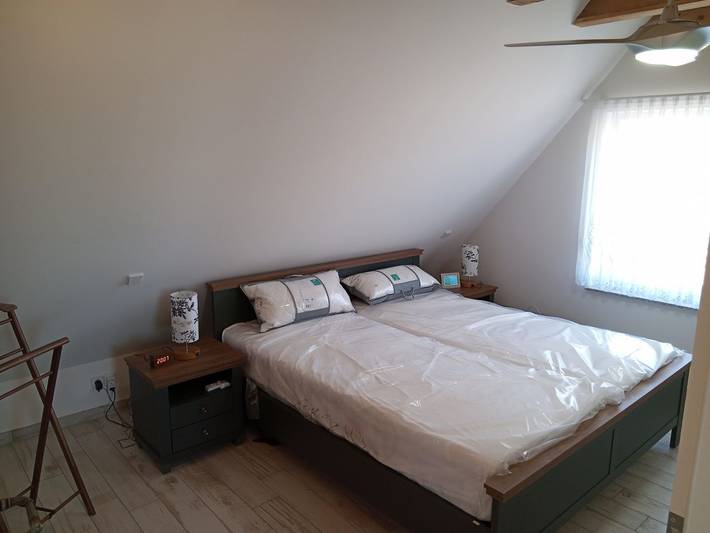 Ganze Wohnung, Ferienwohnung für 4 Gäste mit Balkon, Parkplatz und Nähe Leipziger Neuseenland in Pegau, Burgenlandkreis