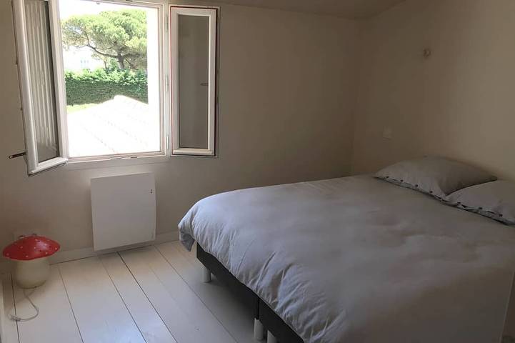 Location de vacances pour 8 personnes, avec terrasse et jardin dans Plage de la Clère - 3