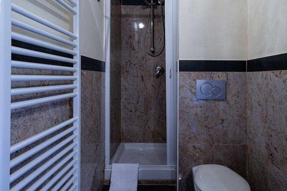 Ganze Wohnung, Arte e Cucina in San Carlo (Como), Gravedona ed Uniti