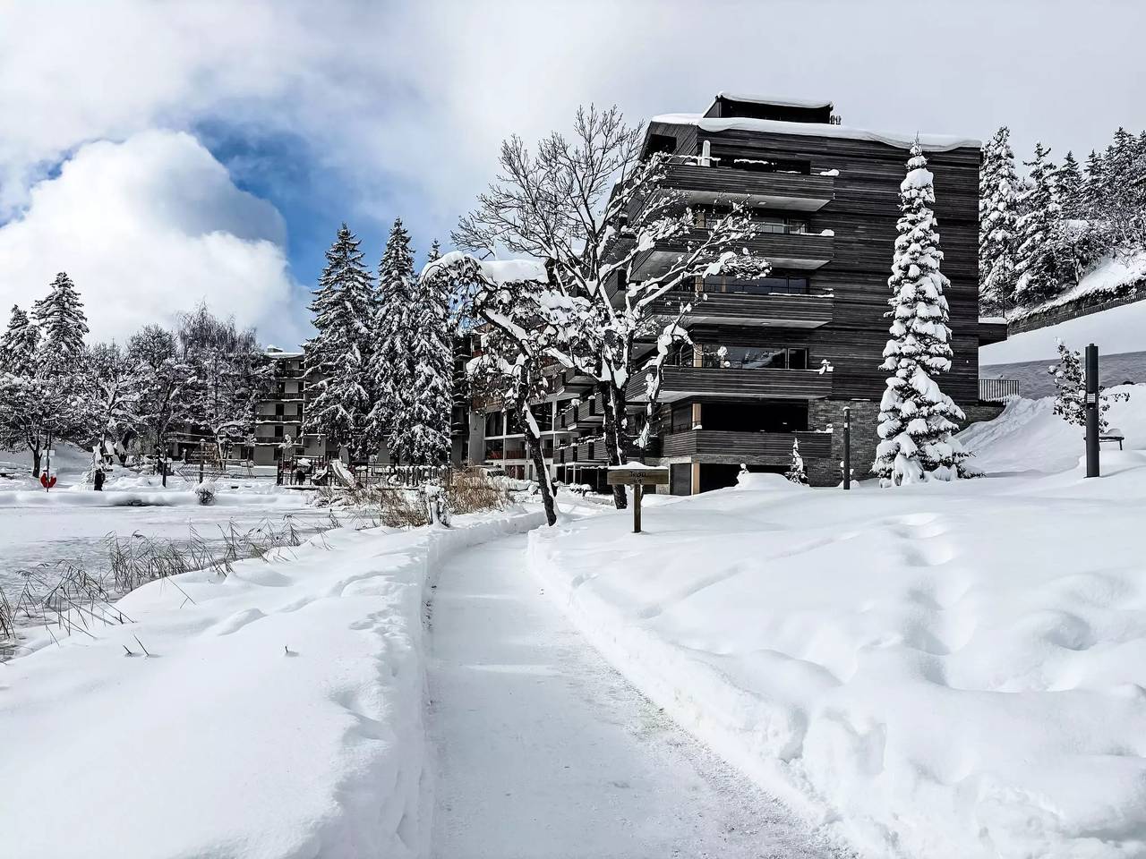 Entire apartment, 2 Pièces 4 Personnes in Crans-Montana, Sion - Sierre region