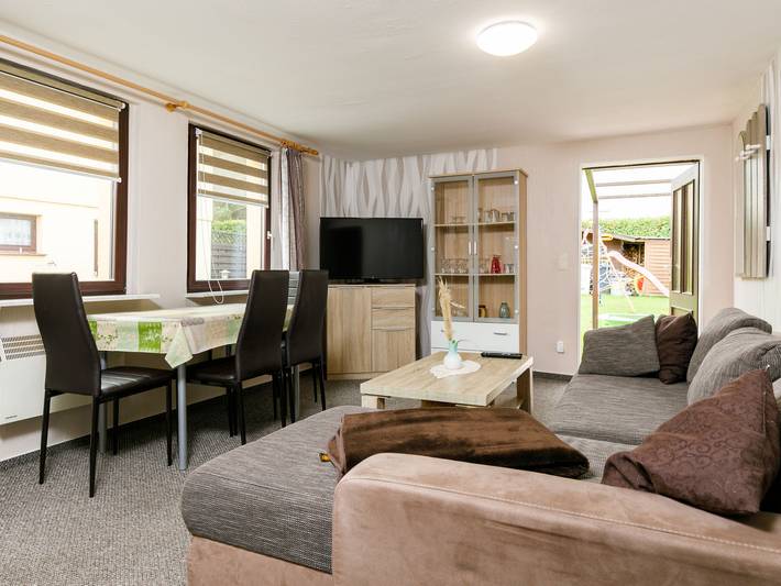 Ferienhaus für 4 Personen, mit Terrasse und Garten in Karlshagen - 3