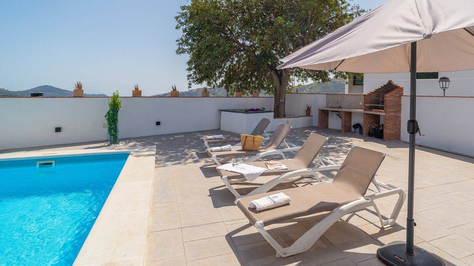 Casa Maroma Canillas de Albaida by Ruralidays in Canillas de Albaida, Málaga Provinz