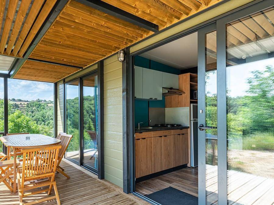 Camping Ushuaia Villages L’Oasis - Chalet 6 personnes - Privilege Grand Panoramic - 3 chambres- 33m2, terrasse couverte de 14m2 in Éclassan, Région de Tournon-sur-Rhône