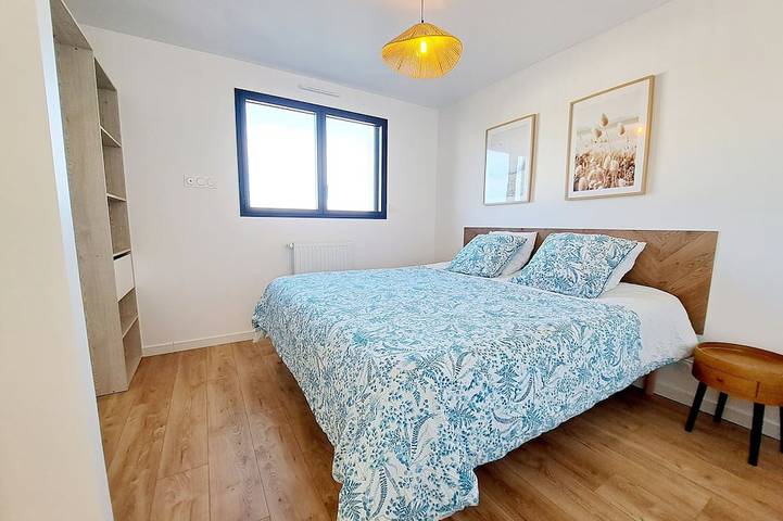 Location de vacances pour 8 personnes, avec terrasse ainsi que jardin et jacuzzi dans Plage Kerambigorn - 3