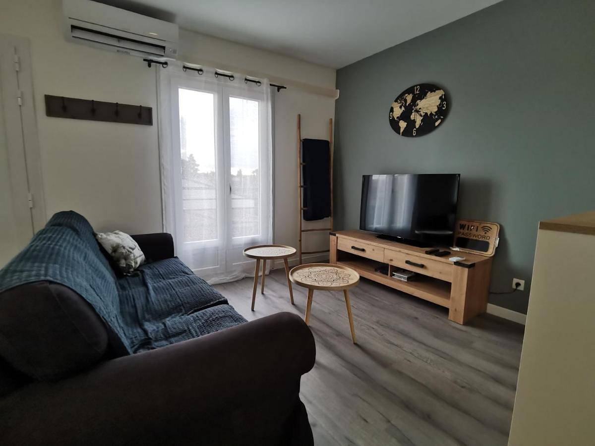 Appartement entier, Beau T4 lumineux au calme, grande terrasse in Roques, Toulouse et ses environs
