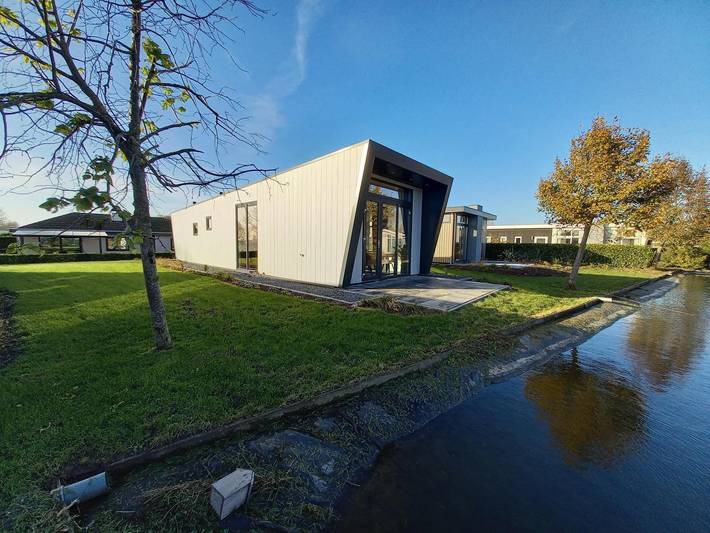Ferienhaus für 4 Personen, mit Balkon/Terrasse und Terrasse sowie Garten in Dordrecht