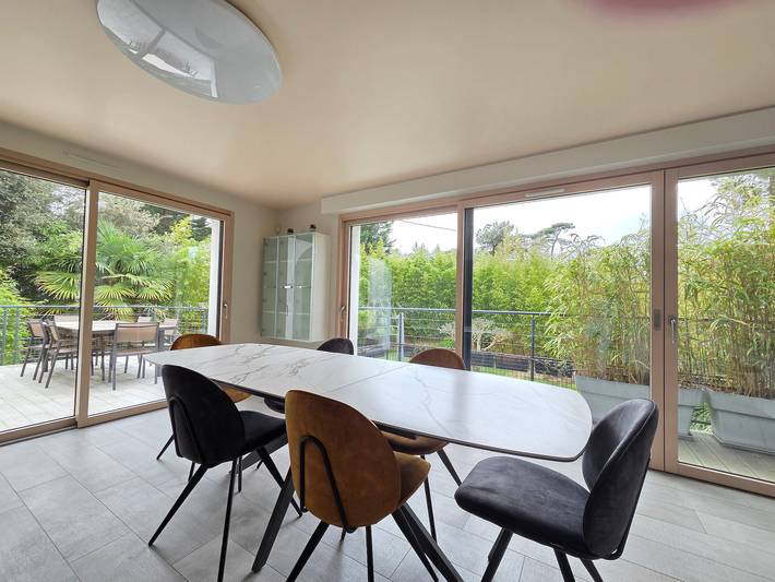 Location de vacances pour 8 personnes, avec terrasse, animaux acceptés dans Plage des Rochelets - 3