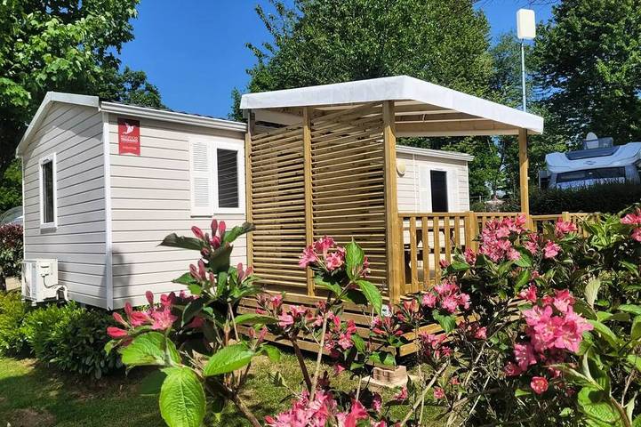 Mobil home pour 8 personnes à Guillac