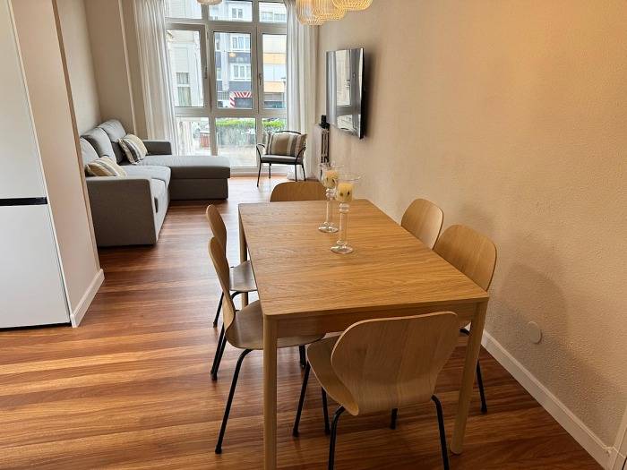 Ganze Ferienwohnung, Apartment · Santander · ★Neu · 3 Schlafzimmer · 4 Betten · 2 private Badezimmer in Santander, Kantabrische Küste