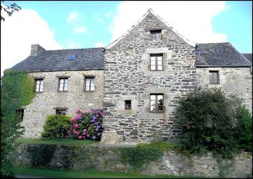 Chambre d’hôte pour 4 personnes, avec jardin, animaux acceptés à Saint-Thégonnec