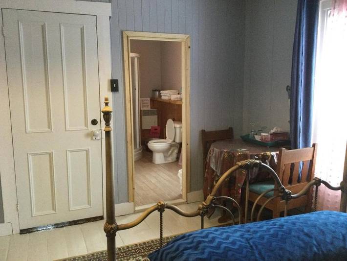 Location de vacances pour 3 personnes, avec jardin ainsi que vue et vue sur le lac dans Sainte-Rose-du-Nord - 4