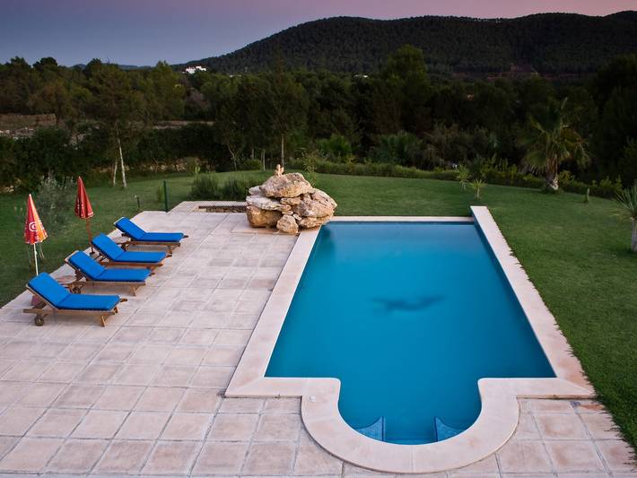 Ferienhaus für 8 Personen, mit Terrasse und Pool in Es Torrent
