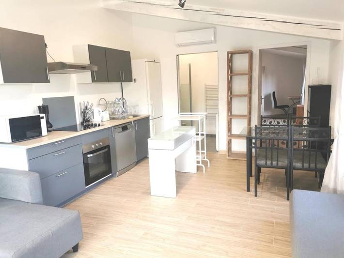 Location de vacances pour 4 personnes, avec jardin ainsi que piscine et bassin pour enfant à Pujaut - 2