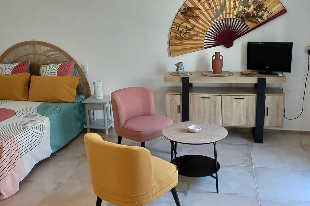 Ganze Wohnung, Studio les Myosotis in Cavaillon, Regionaler Naturpark Luberon