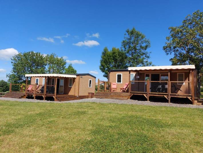 Location de vacances pour 6 personnes, avec vue ainsi que terrasse et jardin à La Chapelle-Saint-Étienne - 2